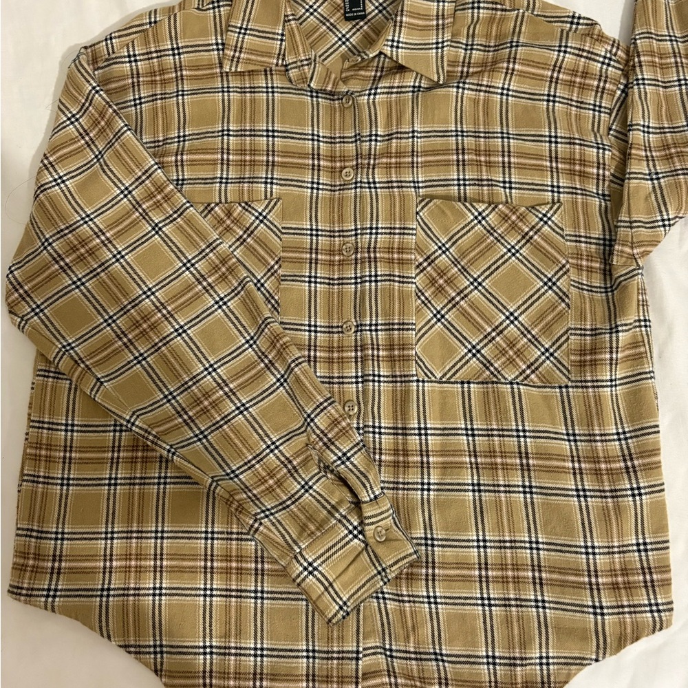 Forever 21 Men's Casual Plaid Shirt in Tan and Black